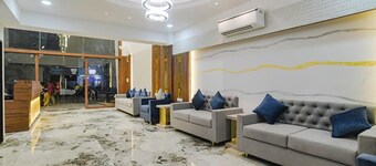 Fabhotel Elite Residency