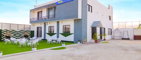 Fachada de la propiedad