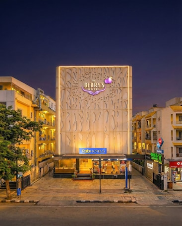 Exterior. Fabhotel Astra Berry'S