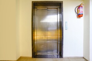 Elevator