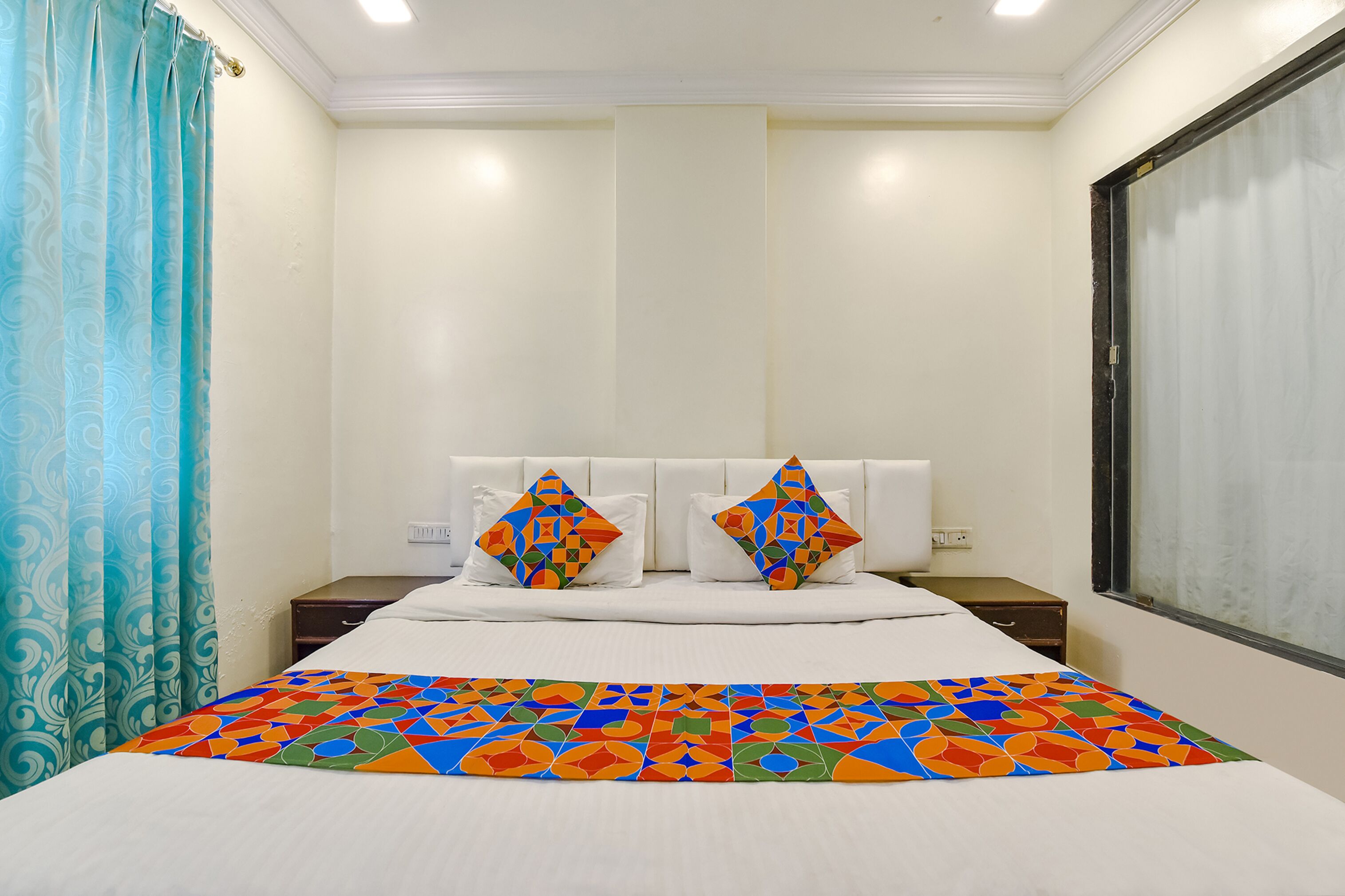 Photo - Via Golden Wings