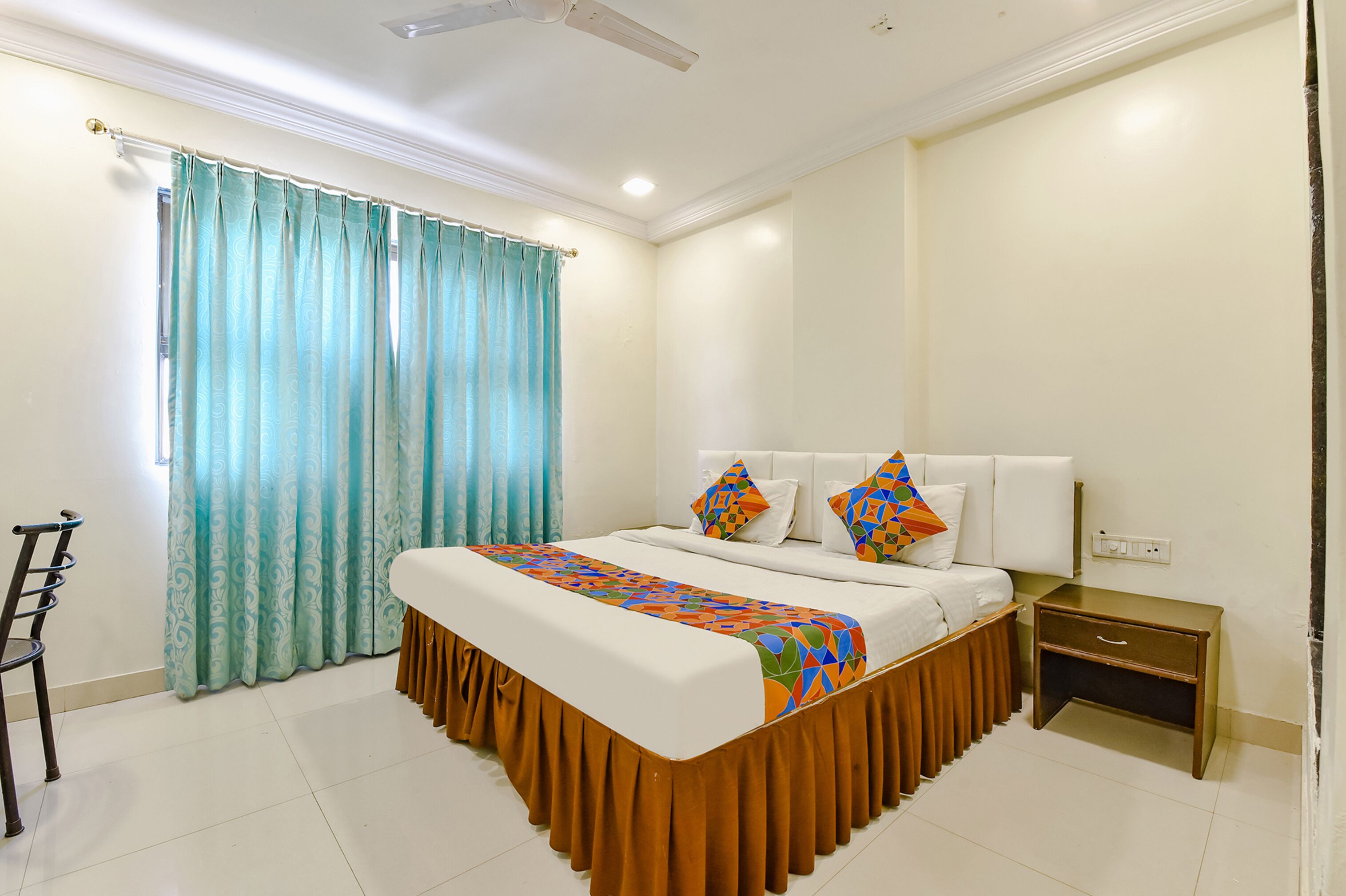 Photo - Via Golden Wings