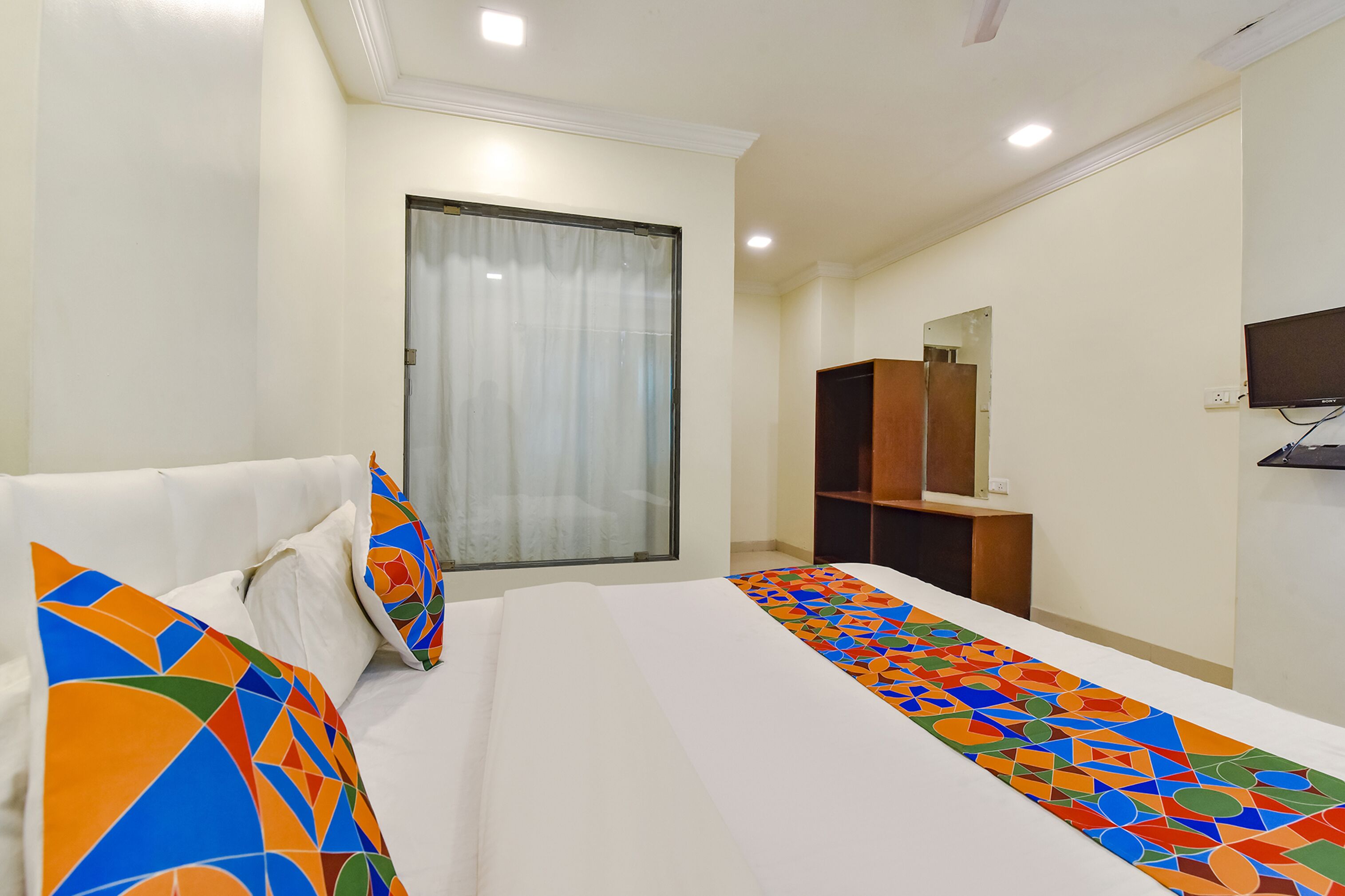 Photo - Via Golden Wings