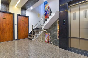 Lobby - Fabhotel Shree Ji (Udaipur)