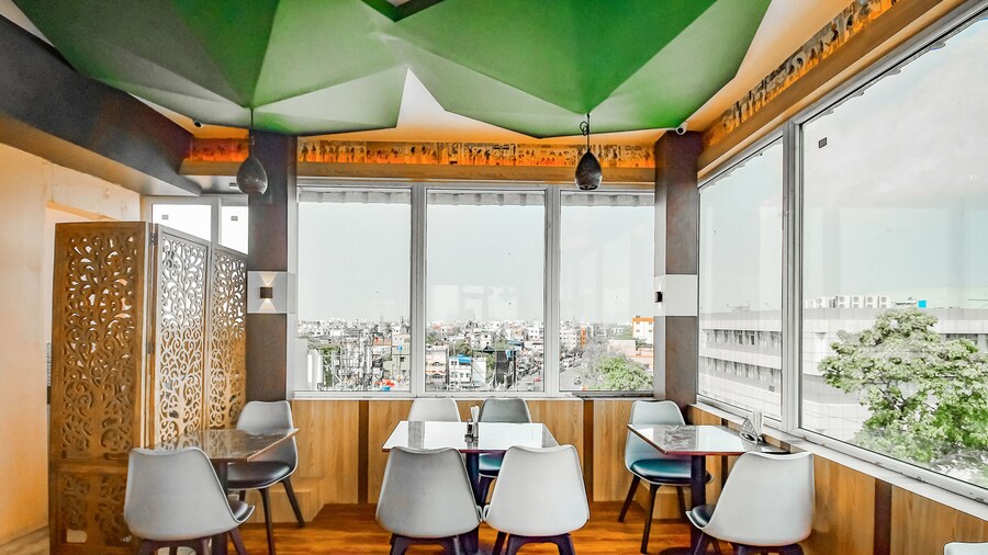 Fabhotel Airport Green Arcade