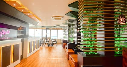 Fabhotel Airport Green Arcade