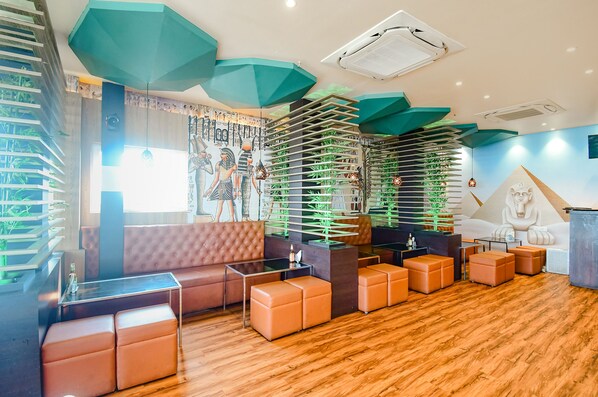Lobby sitting area - Fabhotel Airport Green Arcade (Barakpur)