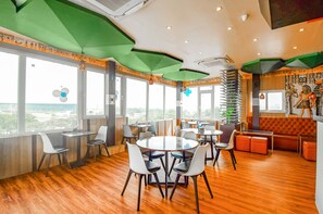 Restaurant - Fabhotel Airport Green Arcade (Barakpur)