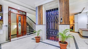 Elevator