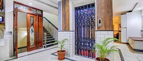 Elevator