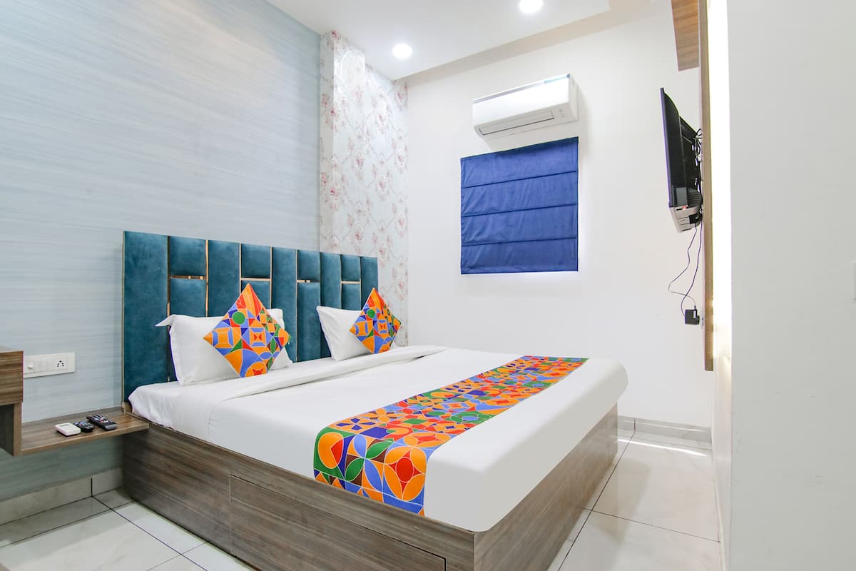 Habitación Premium | Sábanas de algodón egipcio, ropa de cama de alta calidad, caja fuerte