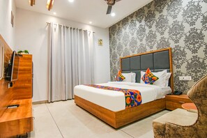 Deluxe Room - Fabhotel Prime Royal Maple (Ludhiana)