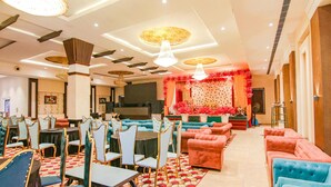 Restaurant - Fabhotel Prime Royal Maple (Ludhiana)