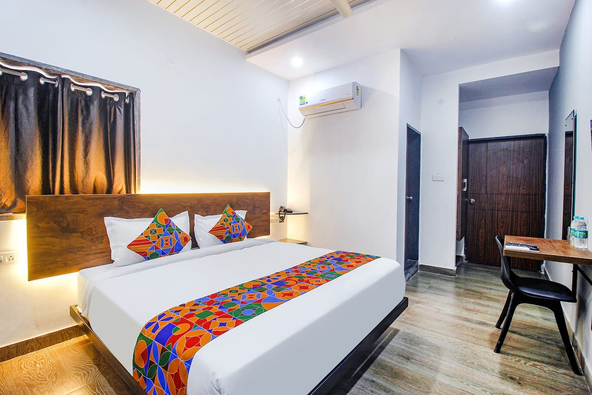Kamar Deluks | Seprai katun Mesir, seprai premium, brankas, dan kedap suara