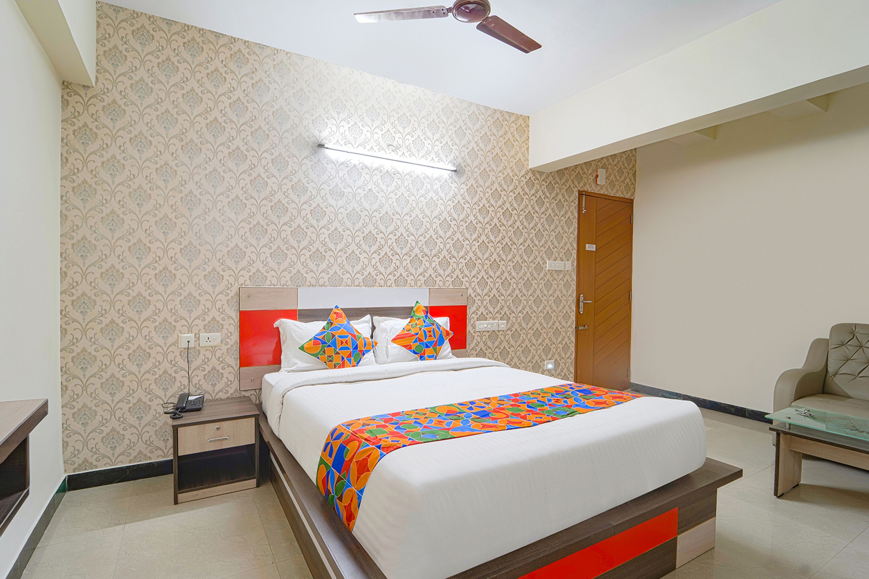 Fabhotel Grand Castle