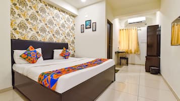 Deluxe Room | Free WiFi, bed sheets