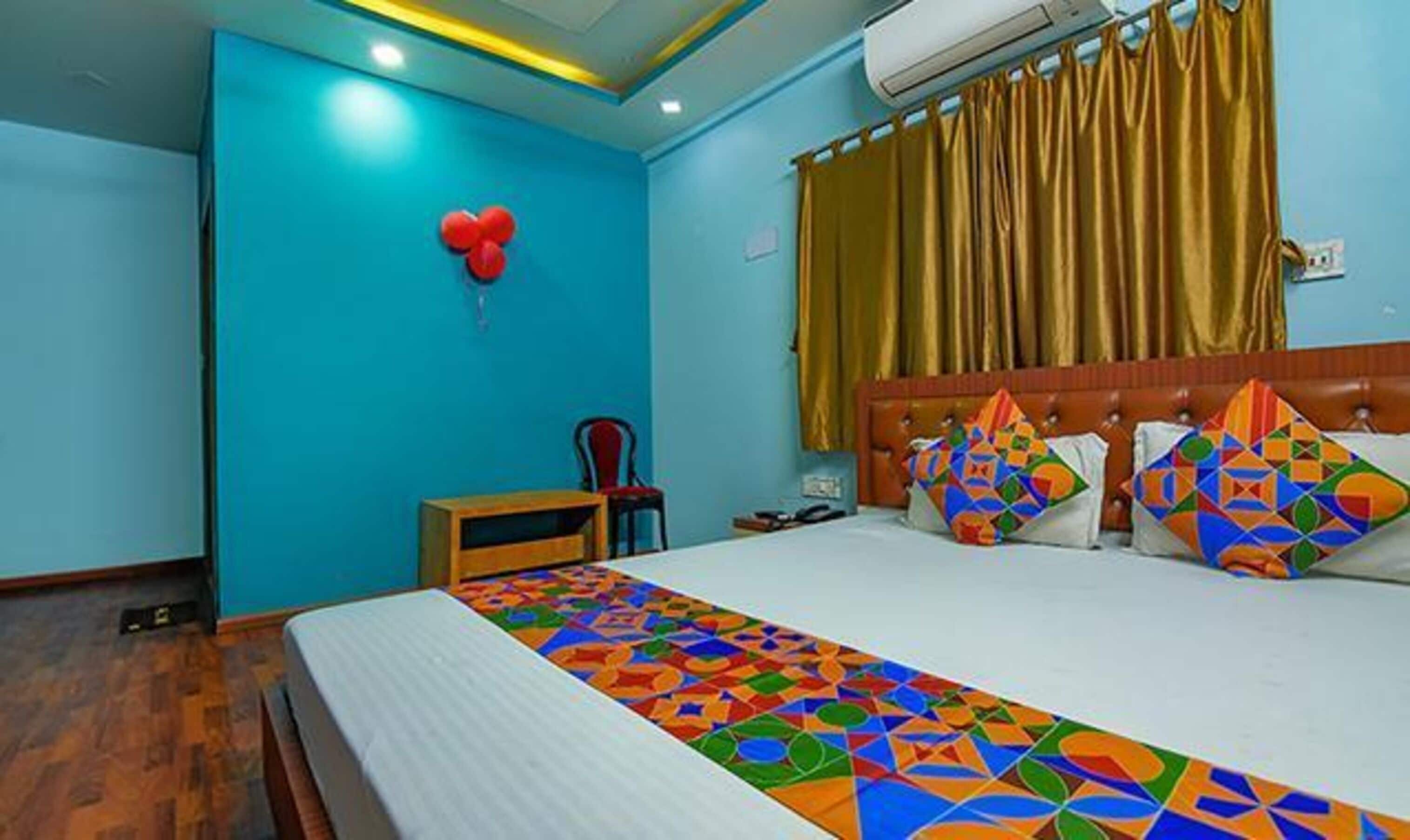 deluxe room | soundproofing, free wifi, bed sheets