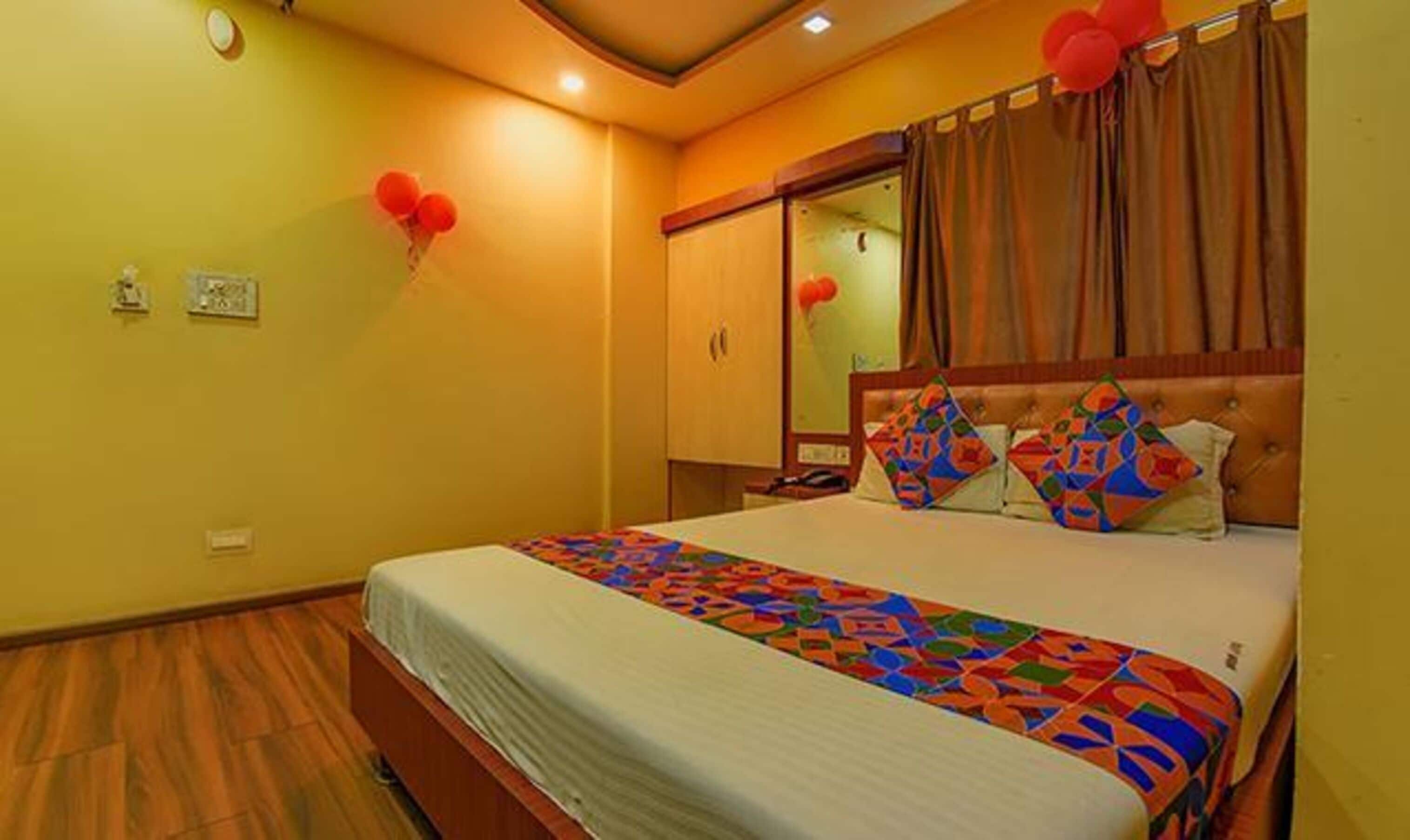 premium room | soundproofing, free wifi, bed sheets