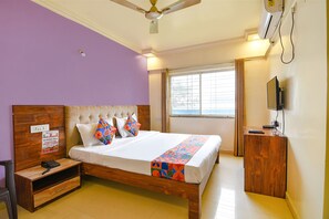 Deluxe Room - Fabhotel Kohinoor Residency (Pune)
