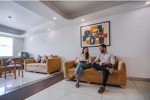 Sala de estar en el lobby