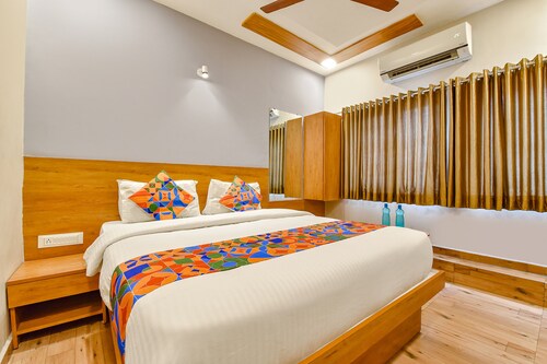FabHotel Gokul Villa