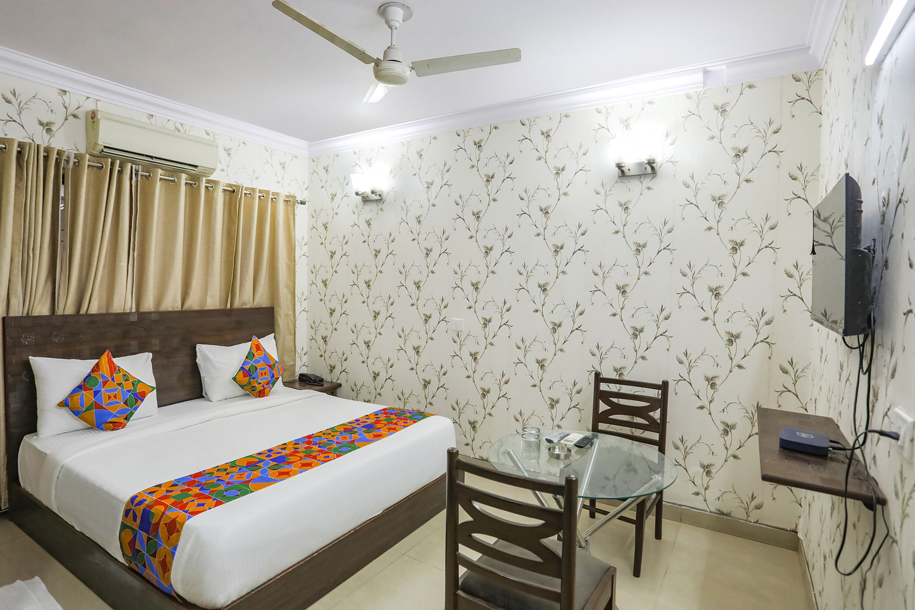 무료 WiFi, 침대 시트