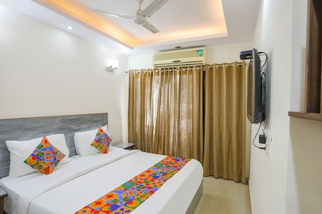 Deluxe Room | Free WiFi, bed sheets