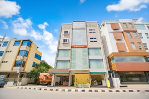 View from property - Fabexpress Kings Suites Hrbr Layout (Bengaluru)