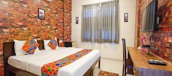 FabExpress Kings Suites HRBR Layout