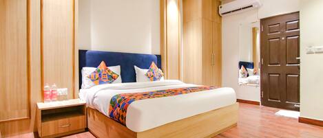 1 bedroom, free WiFi, bed sheets