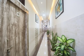 Lobby - Fabhotel Welcome (Kanpur)