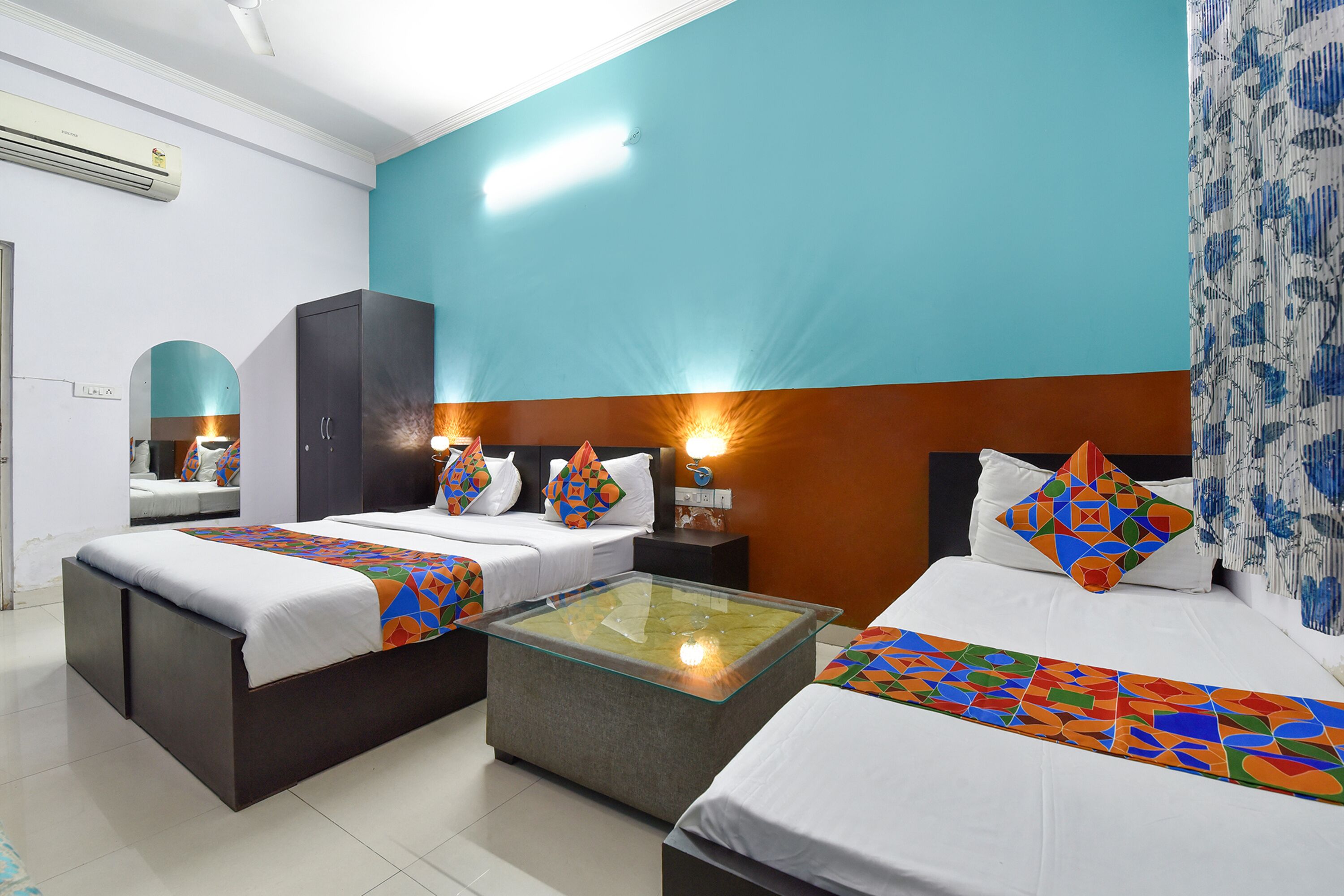 Sistema de insonorización, wifi gratis y ropa de cama 