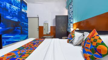 Soundproofing, free WiFi, bed sheets