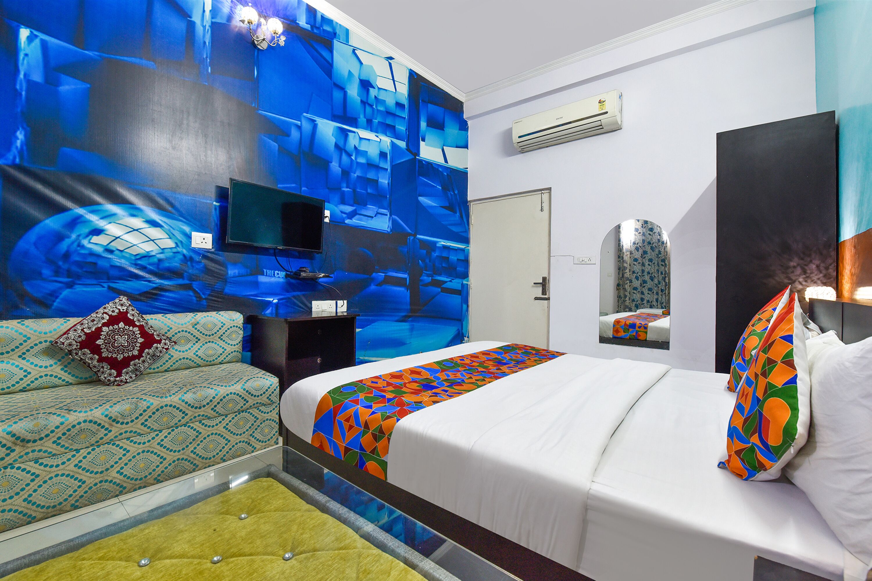 防音設備、WiFi (無料)、ベッドシーツ