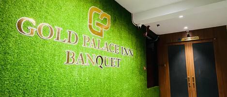Pared verde con el texto
