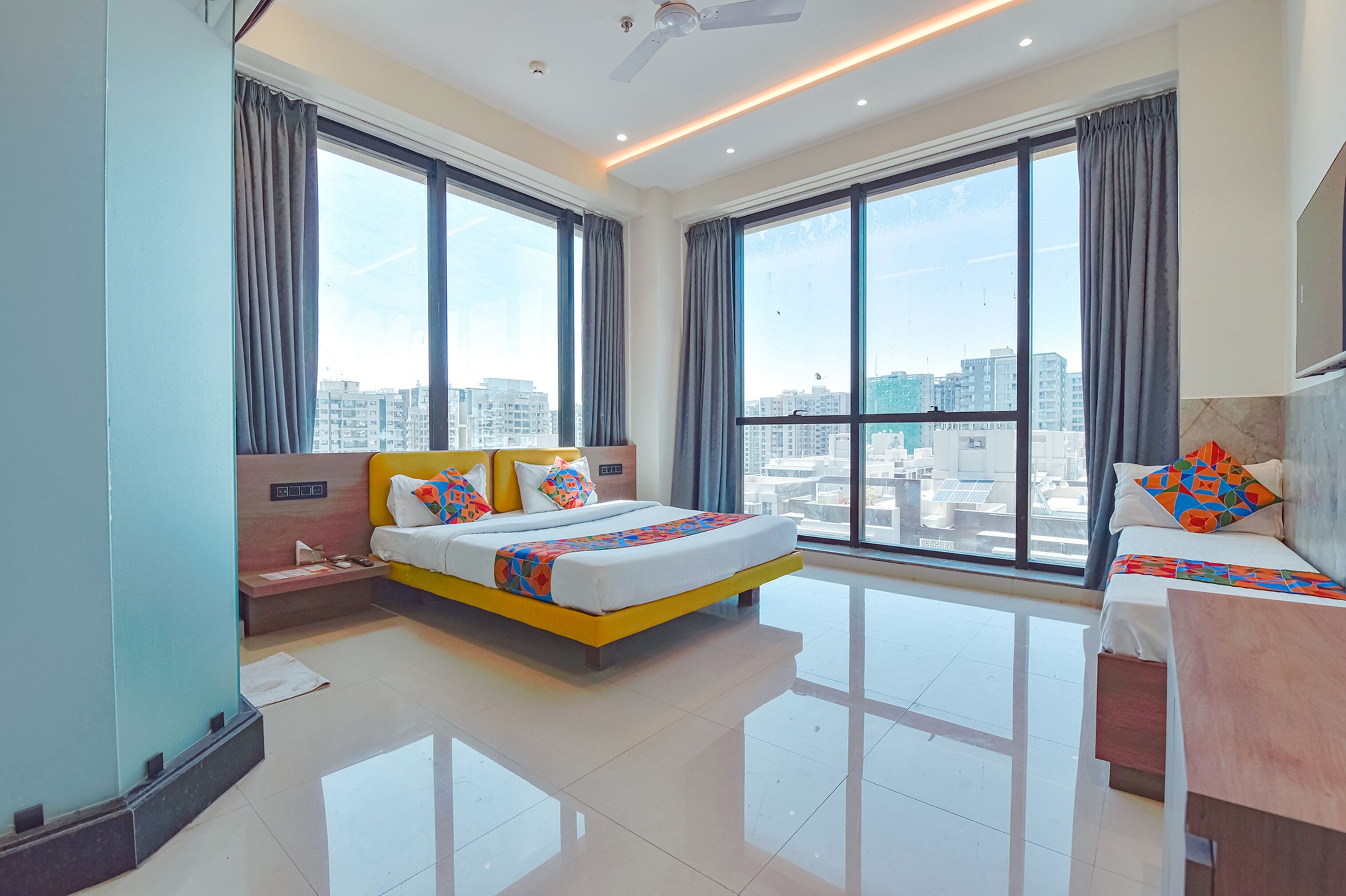 Fabhotel Gold Palace