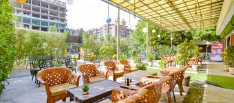 FabHotel Siddharth Corporate