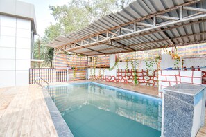 Pool - FabHotel Silver Leef & Resort (Wai)