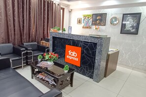 Reception - FabHotel Comfirt Inn (Noida)