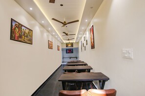 Nhà hàng