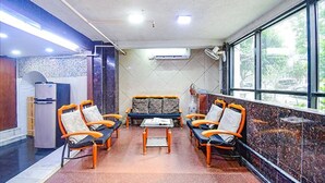 Khu tiếp khách ở sảnh
