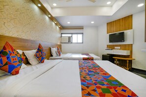 Egyptian cotton sheets, premium bedding, in-room safe, desk - Via Stay Inn (Pune)