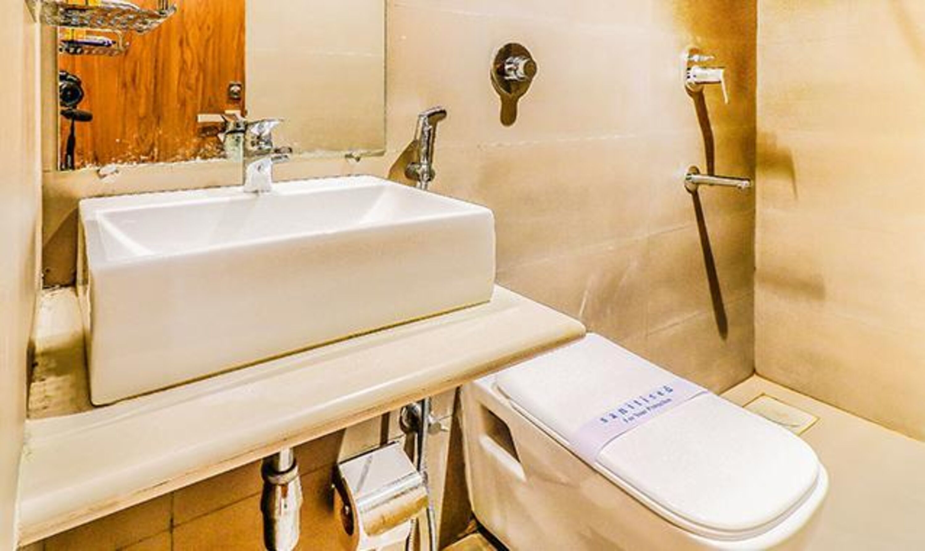 FabHotel Ascot International II