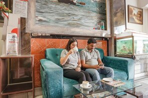 Sala de estar en el lobby