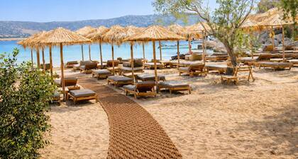 Helios Beach Hotel & Bungalows