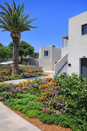 Exterior - Helios Beach Hotel & Bungalows (Karpathos)