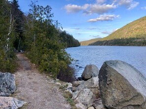 Unclassified image, 5 of 60, button - Wonderland Home | 2BR retreat, mins to Acadia NP (Tremont)