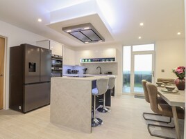 Fridge, dishwasher, electric kettle, toaster