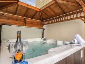 室內 Spa 池