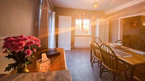 Private kitchen - Hilltop Haven Kilmore (Kilmore)